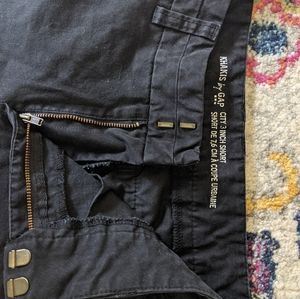 Black Khaki Gap shorts